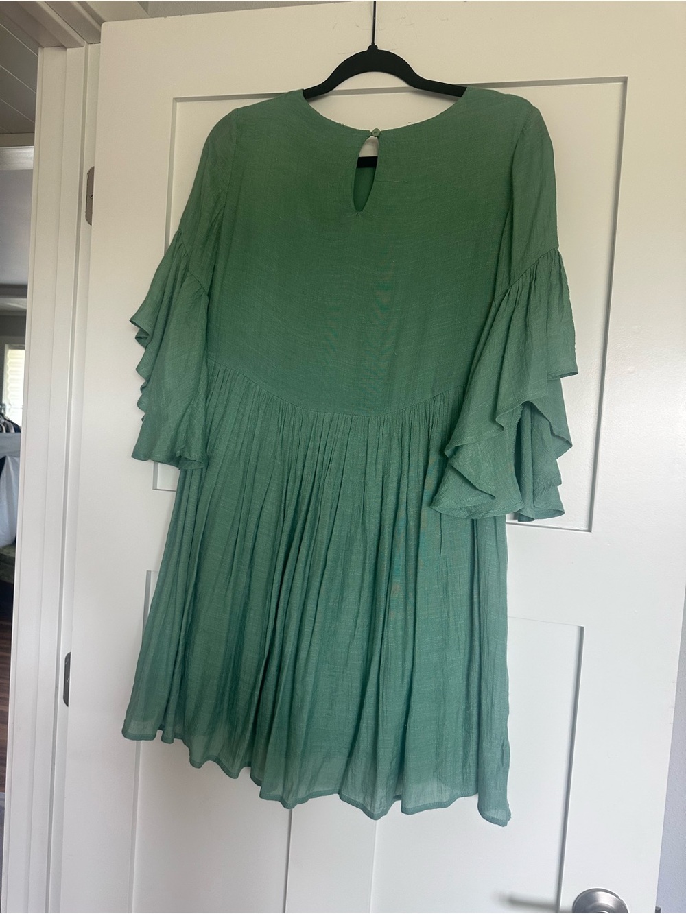 Umgee Green Embroidered Midi Dress with Multicolor Floral Detail - Picture 3 of 4